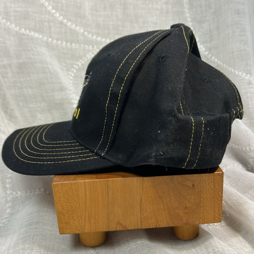 Dr Martens Industrial Collectable Vintage Trucker Hat Baseball Cap View 4